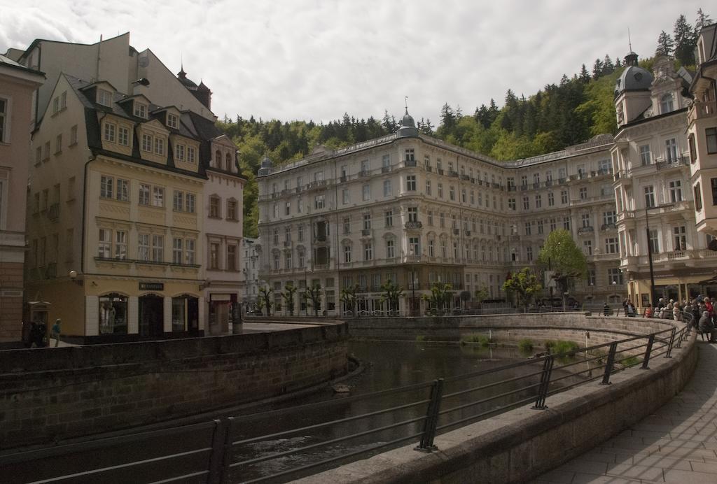 Pension Napoleon Karlovy Vary Exterior photo